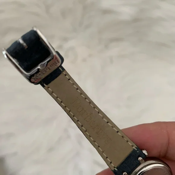 Burberry Watch - Picture 9 of 9